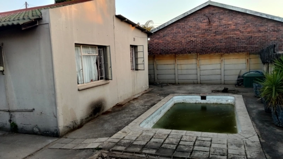 2 Bedroom Property for Sale in Bodorp North West